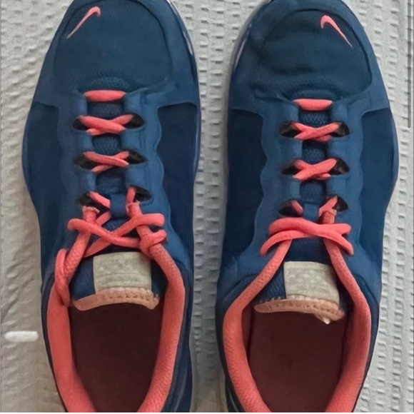Nike Training Flex TR2 Women’s Sneaker Pink & Blue Running Shoe X Size : 8.5 - Picture 2 of 6